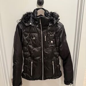 Obermeyer Women’s Luxe Insulated Ski Jacket with Fur Hood